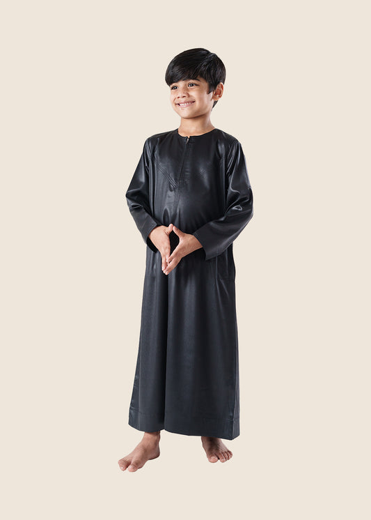 Dazzling Omani Black Thobe - Boys